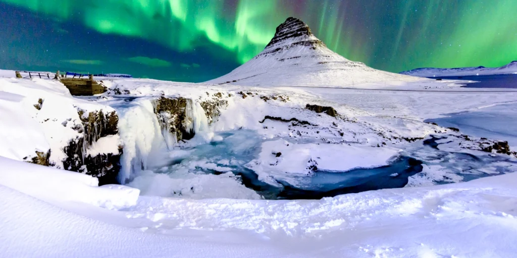Iceland The Land of Fire and Ice – Your Complete Travel Guide