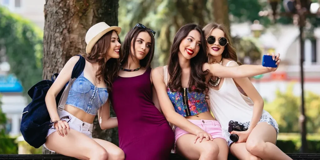 Women’s Solo Group Tour Europe 2026 | Amsterdam, Paris & Zurich – Global Travel DMC